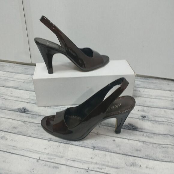 Anne Klein's Woman's SZ 8M Patent Brown Portia Shoes Upper Leather. - Picture 3 of 9